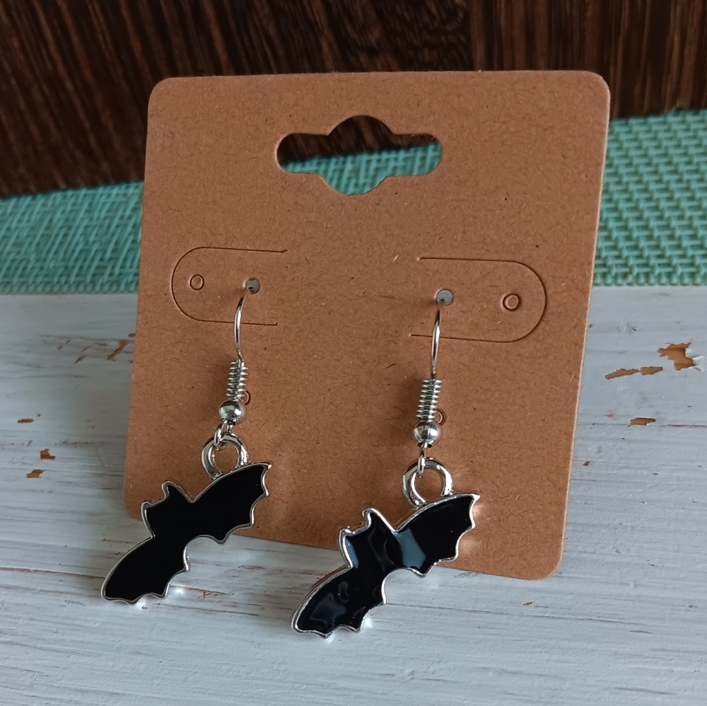 Bat Earrings - Picture 4 of 7